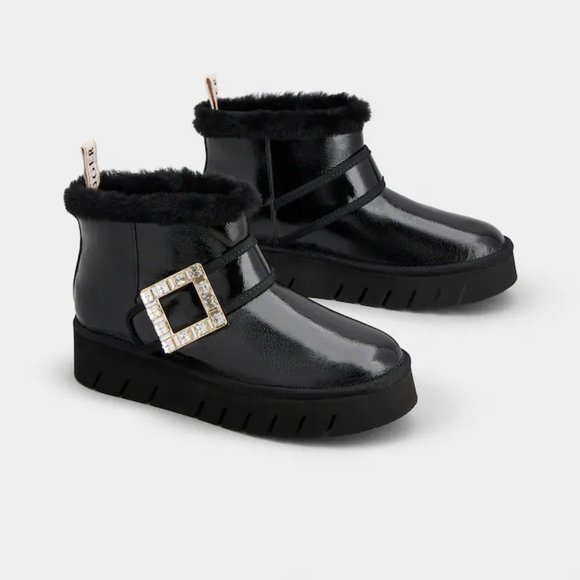 Roger Vivier Viv' Winter Fur Strass Buckle Black Patent Leather Ankle Boots EU41 - Picture 11 of 13